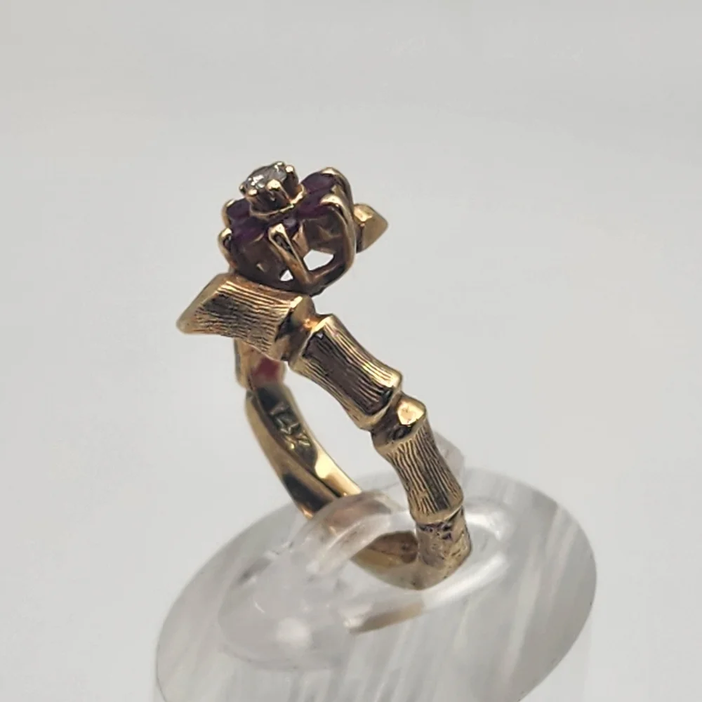 Vintage 14K Gold Bamboo-Style Ruby & Diamond Flower Bypass Ring (7.75) - Picture 4 of 10